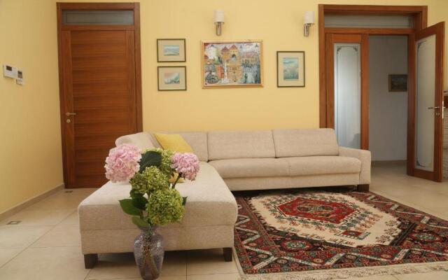 Apartment Larin