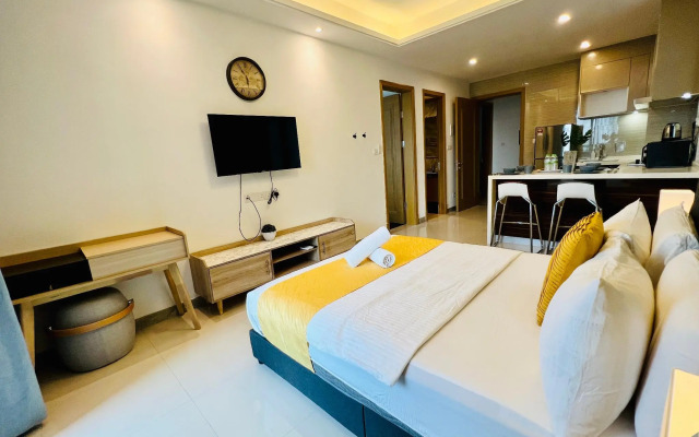 R&F Princess Cove by StayHere - 3BR