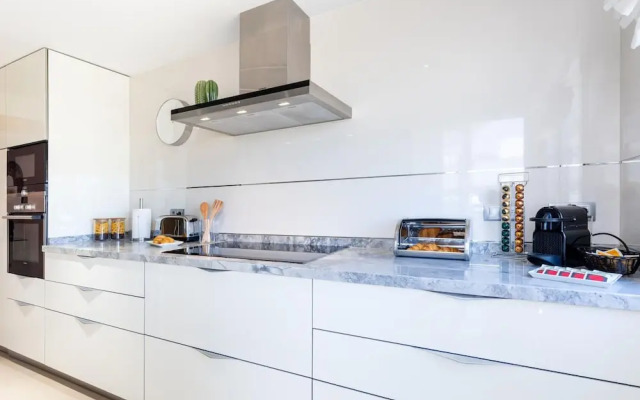 Belvilla by OYO La Zenaida II