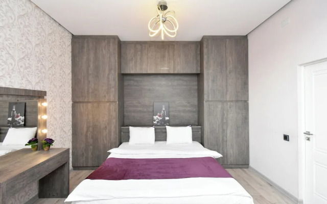 Teryan street apartment on 5 floor