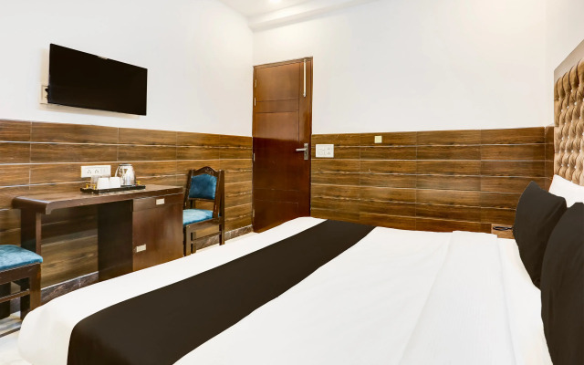 Collection O Mahipalpur Near Airport Formerly Jindal Palace