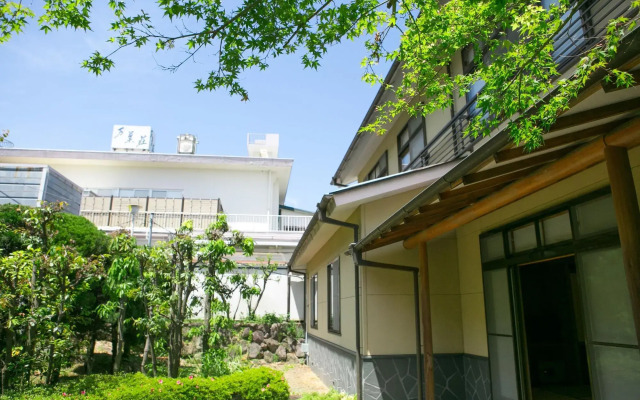 Yugawara Manyoso