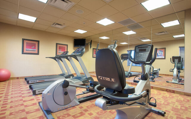 Holiday Inn Express & Suites Yuma by IHG