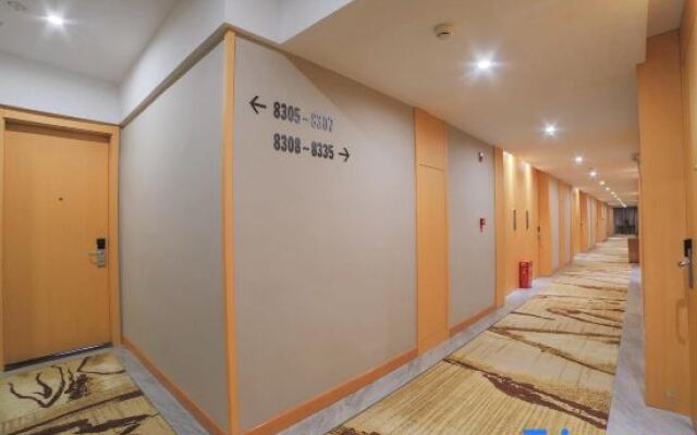 Xidiya Business Hotel (Yichun Drum Tower Pedestrian Street Runda International)