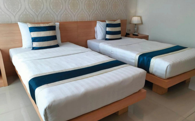 iCheck inn Central Patong