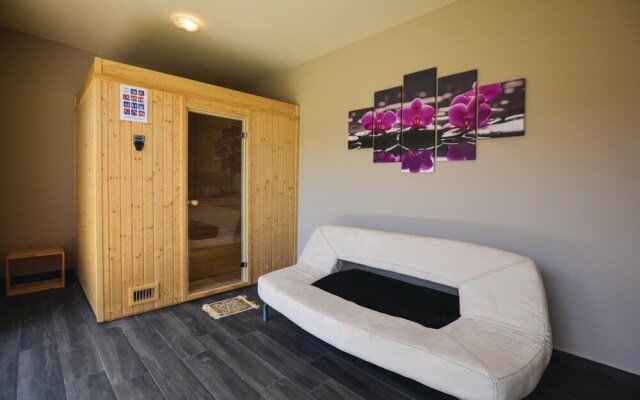 Amazing Home in Smarje With Sauna, Wifi and 2 Bedrooms