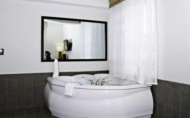 Sleep Inn & Suites Downtown Inner Harbor