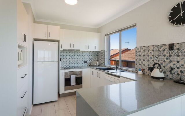 The Palms Apartments