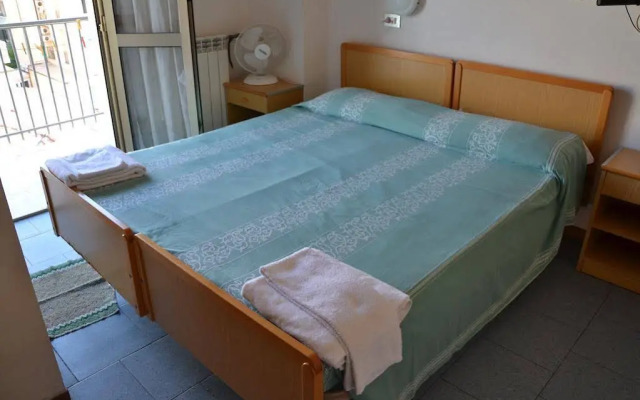 Hotel Elvira