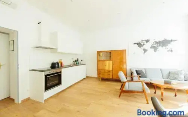 The newPAST Apartment