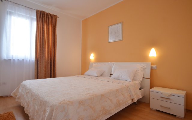 Apartments And Rooms Camaiore