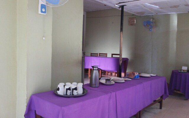 Garden Inn