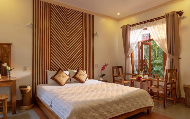 Little Garden Bungalow