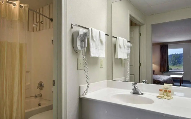 Days - Inn - Yanceyville