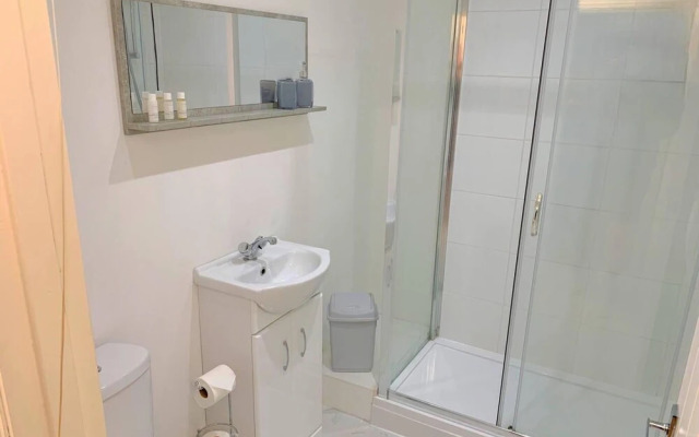 Bedford Road Garden Apartment