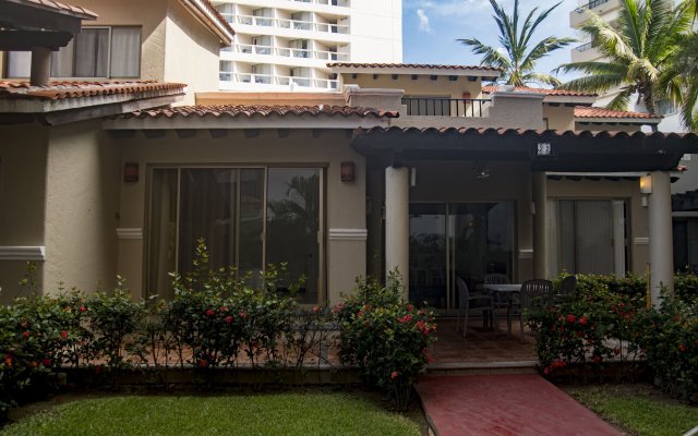 Villas and Suites Ixtapa