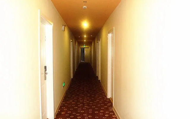 Home Inn Shanghai Quyang Business Centre Dabaishu Metro Station