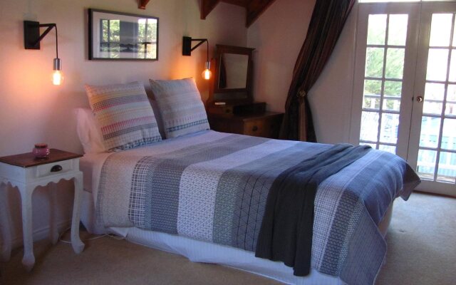 Hideaways at Red Hill