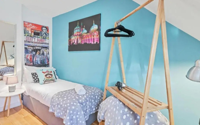 Brighton Getaways - Artist Studio