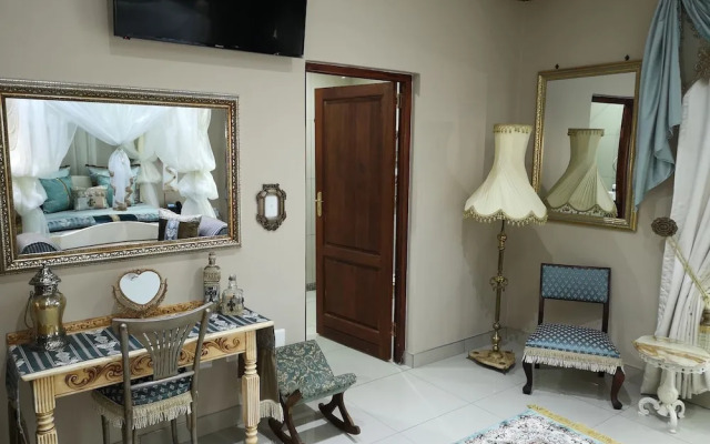 Excalibur Boutique Hotel
