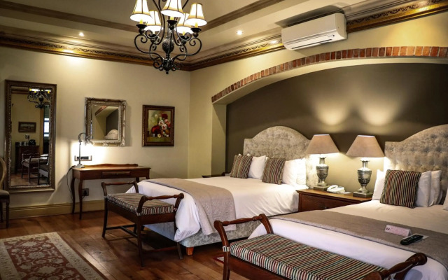 Three Rivers Lodge and Villas