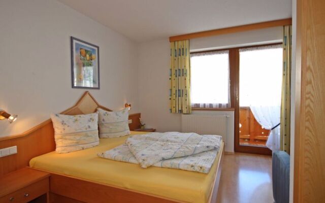Apartment Stark Pettneu am Arlberg 28869