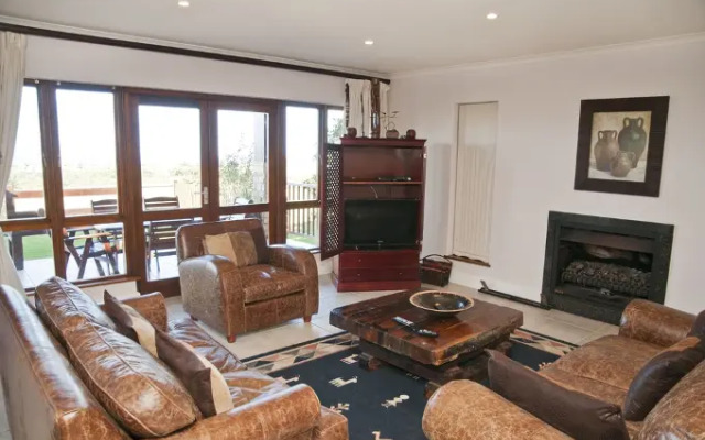 Villa 2