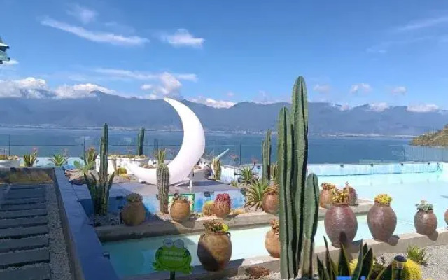 Dali with sea view and beautiful garden