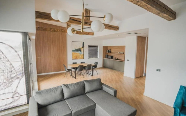 . Panoramic Colibita