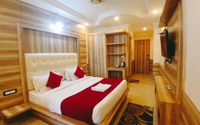 Hotel Grand Hill