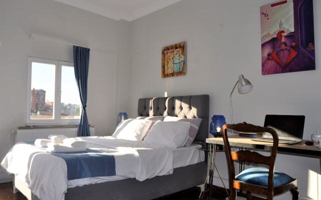 Rooftop Balat Rooms & Apartments
