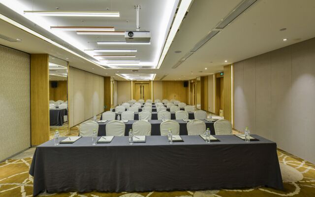 Yiwu International Mansion Hotel