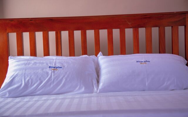 Bliss-plus Motel