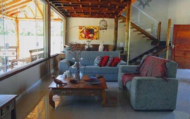 Pousada Penedo House