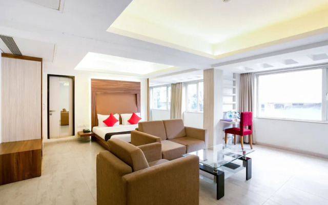 The Roa Hotel by OYO Rooms