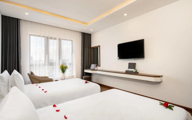 Tan Phuong Nam Hotel & Apartment