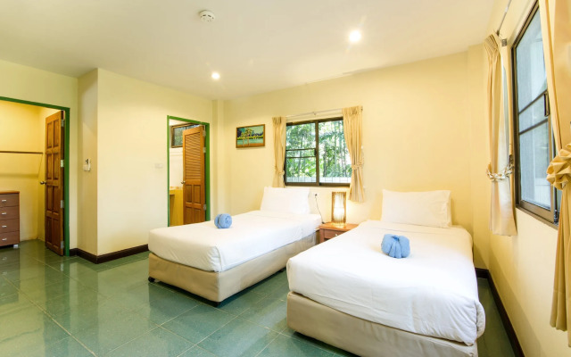 Dolphin Bay Beach Resort