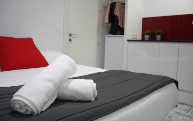 Smart-Tech Plaza Studio