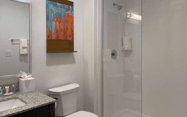 MainStay Suites Cincinnati University - Uptown