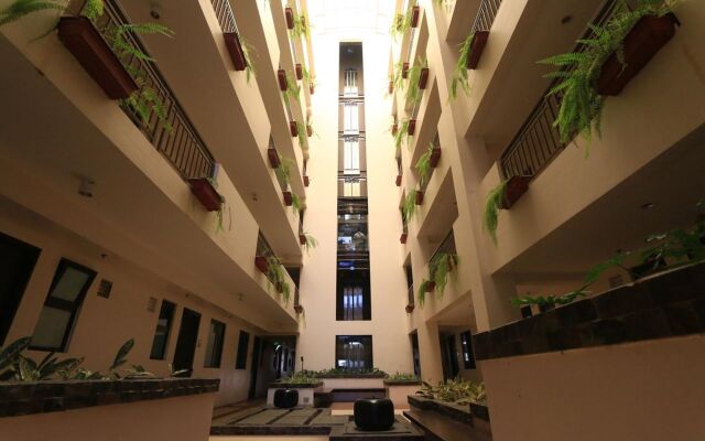 Condo at Arista Place