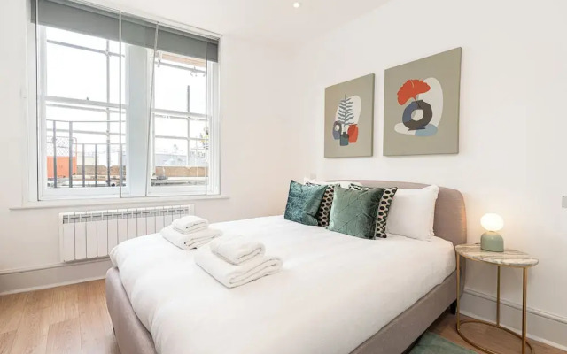 JOIVY Stylish 1 bed flats in Soho