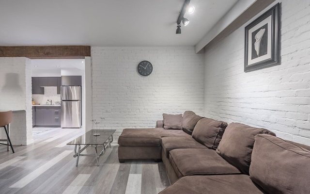 1BR Modern Apartment