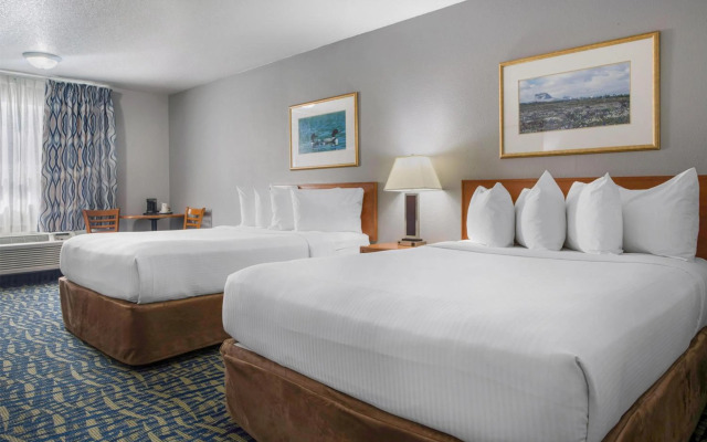 SureStay Plus Hotel by Best Western Lethbridge