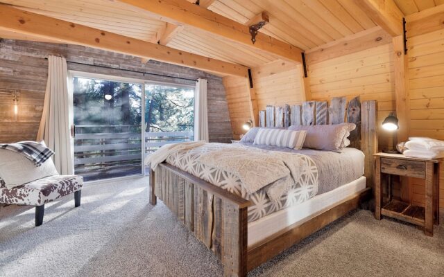 Fox & Bears Retreat#2190