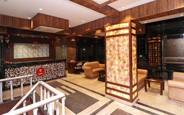 OYO 11647 Hotel Metro