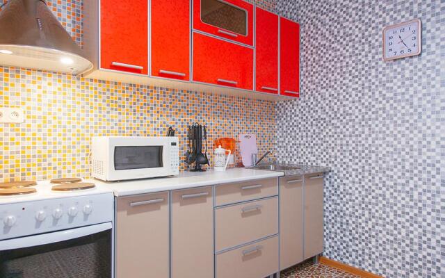 Пять Звёзд в микрорайоне Дружба 4/1