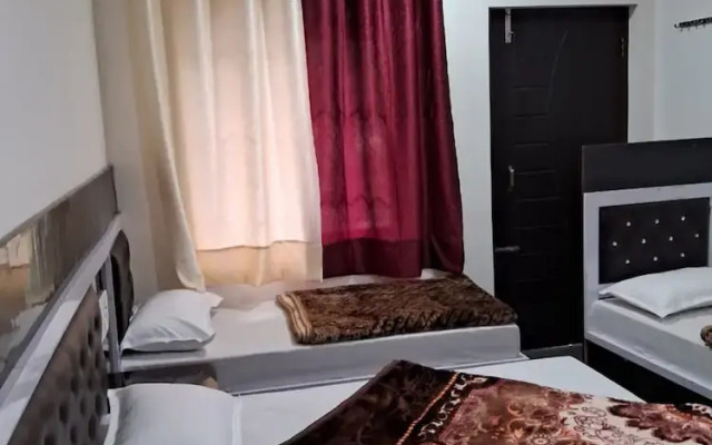 Goroomgo Uniyal Residency Uttarkashi