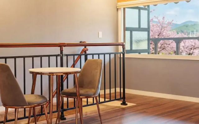 Hanok Pension Wanggyeong