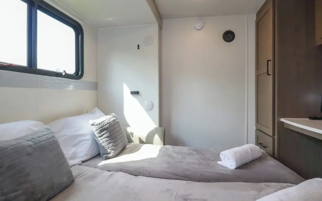 Tickeydoo, Tor Down Quarry