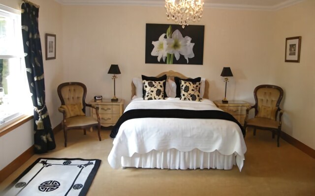Arden Country House